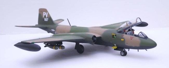 1/48 Classic Airframe B-57B By Mahlon L Smith